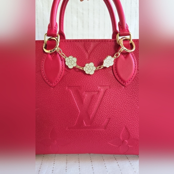 None Handbags - Gold-Plated Floral Chain Strap Extender – Bag Charm with Three Flowers